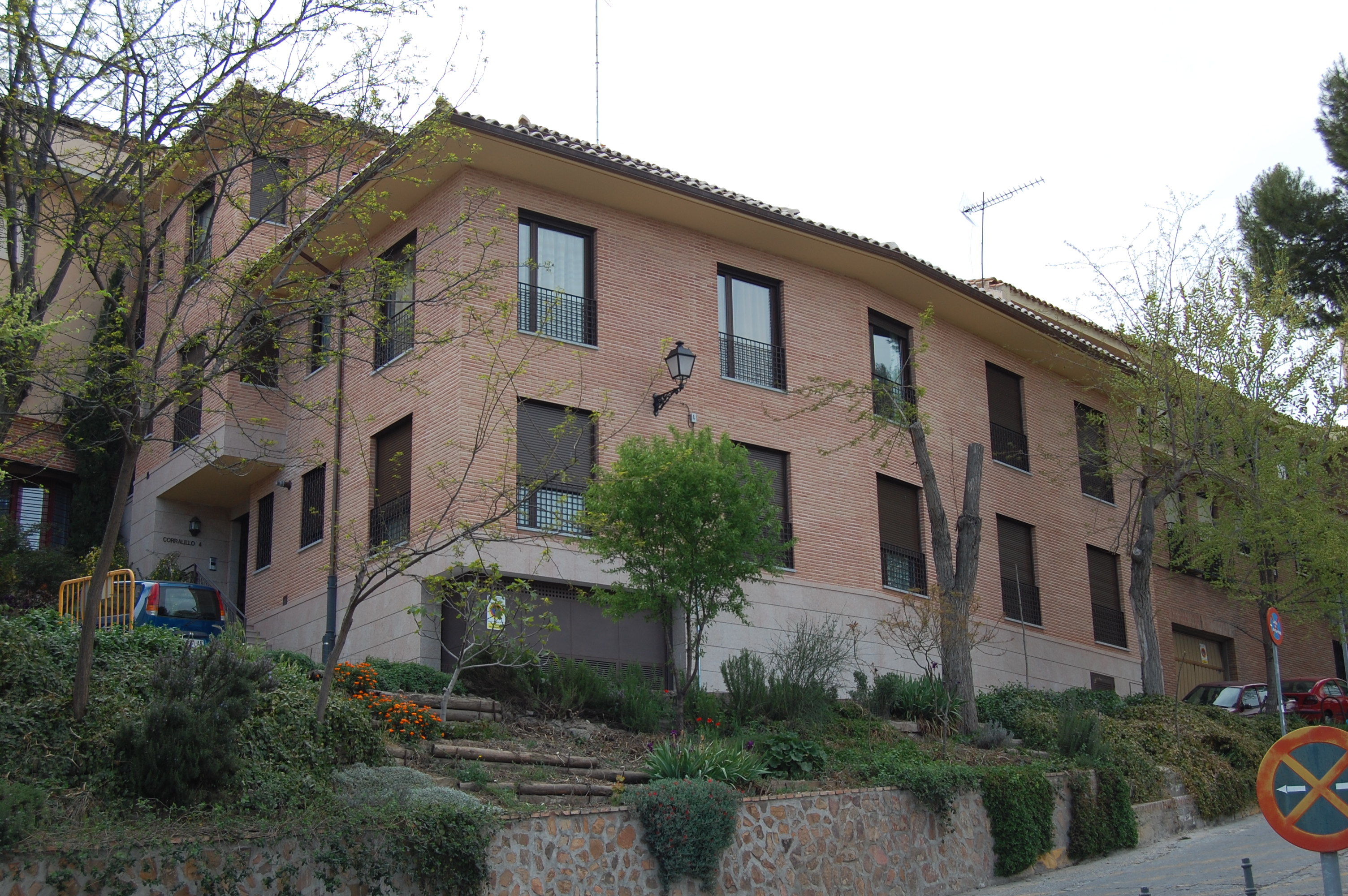 Promoción de 6 viviendas.Corralillo de San Miguel.Toledo